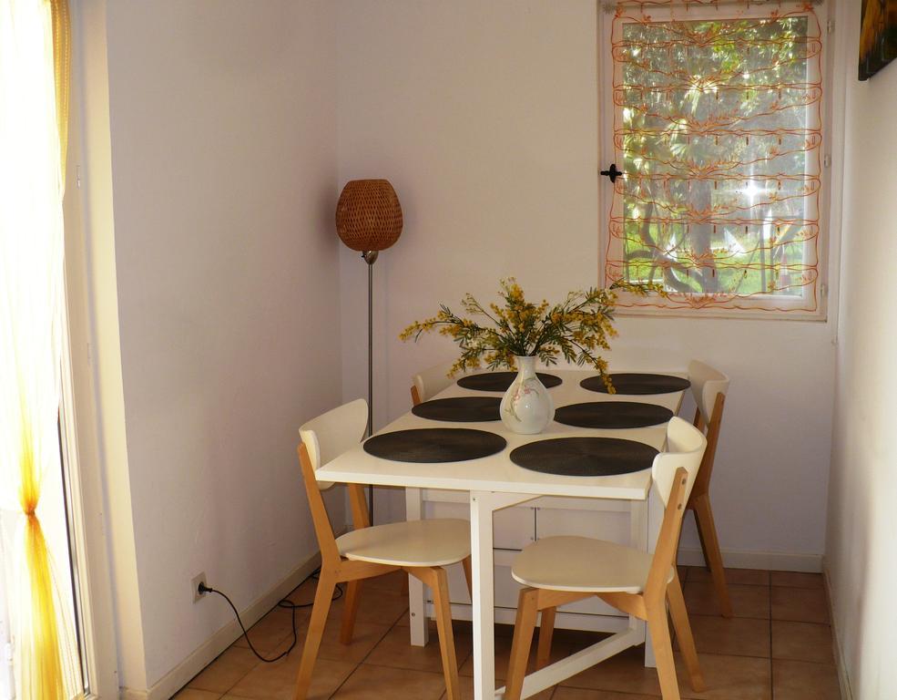 Soleil Rouge Apartment Les Adrets-de-l'Esterel Bilik gambar
