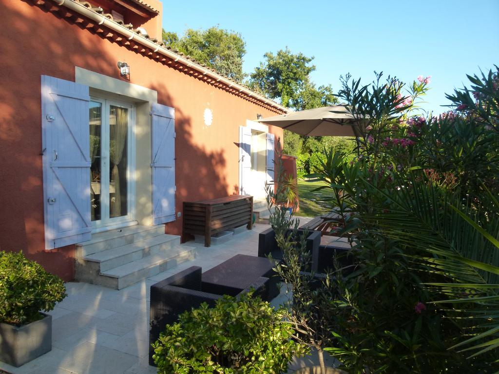 Soleil Rouge Apartment Les Adrets-de-l'Esterel Luaran gambar