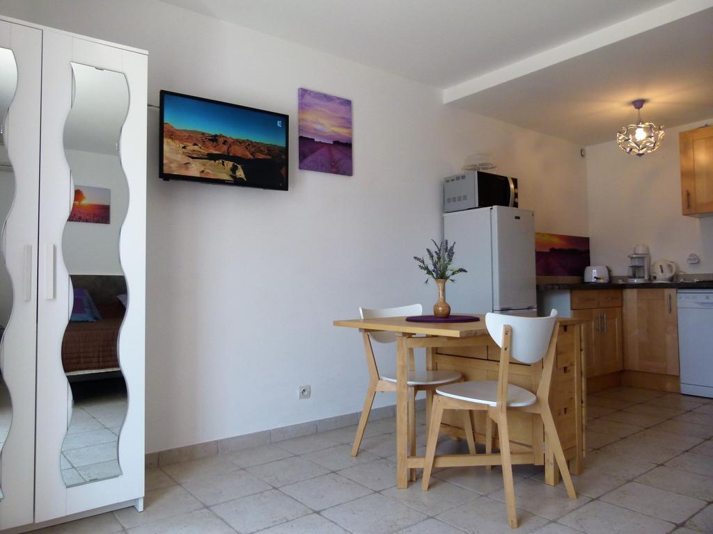 Soleil Rouge Apartment Les Adrets-de-l'Esterel Luaran gambar